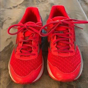 Mizuno Running Sneakers